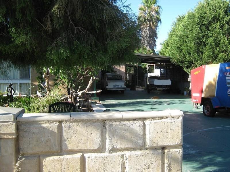 69 Girraween Street, Armadale WA 6112