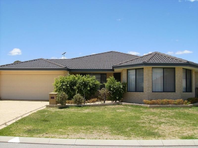 2 Leven Place, Seville Grove WA 6112