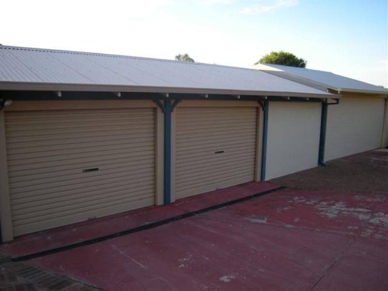 47 Henrietta Avenue, Mount Nasura WA 6112