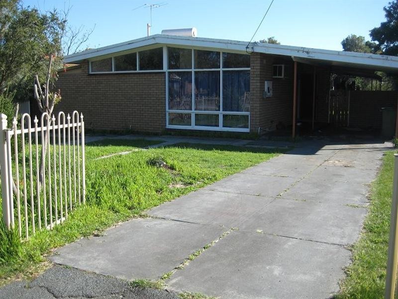 22 Exbury Road, Armadale WA 6112