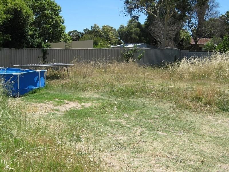 13A Merrifield Avenue, Kelmscott WA 6111