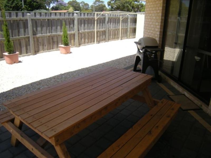 18/67 Braemore Street, Seville Grove WA 6112