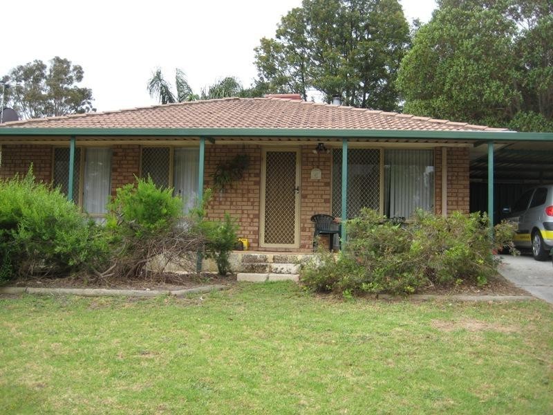 6 McGrath Place, Seville Grove WA 6112