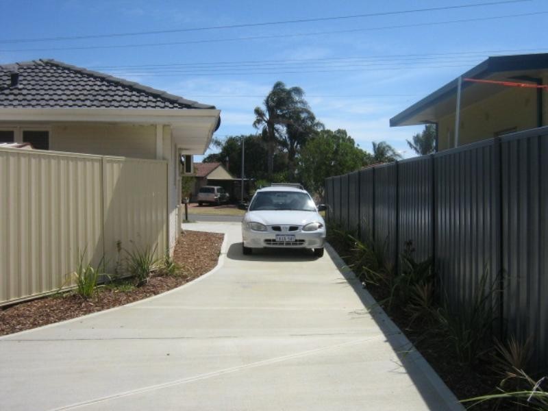 8A Numulgi Street, Armadale WA 6112