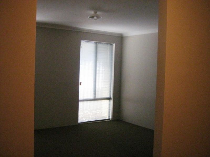 8A Numulgi Street, Armadale WA 6112