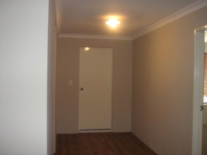 8A Numulgi Street, Armadale WA 6112