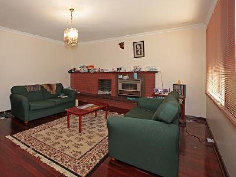 21 Winchester Street, Armadale WA 6112