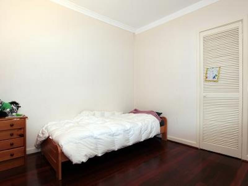 21 Winchester Street, Armadale WA 6112