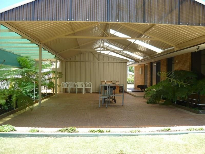 9 Clements Grove, Armadale WA 6112