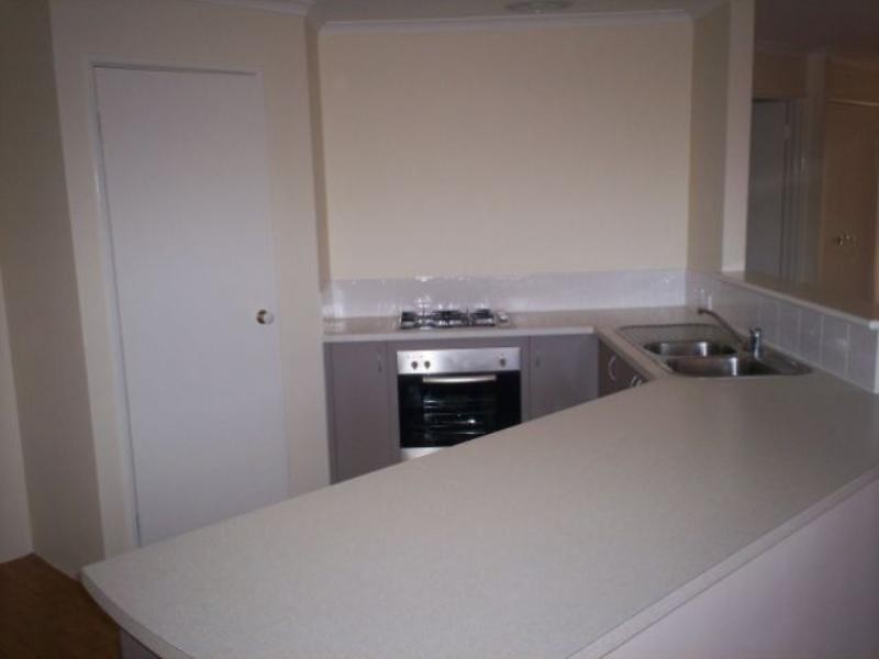 4 Rath Close, Byford WA 6122