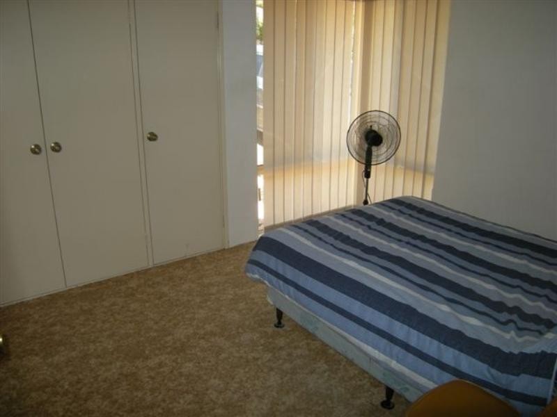 8/76 Owtram Road, Armadale WA 6112