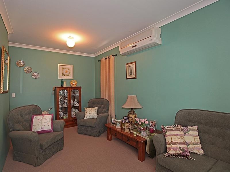 4 Karoonda Street, Armadale WA 6112