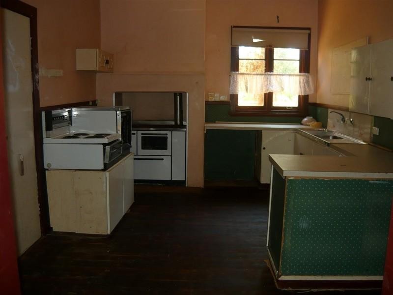 1 Stepney Road, Armadale WA 6112