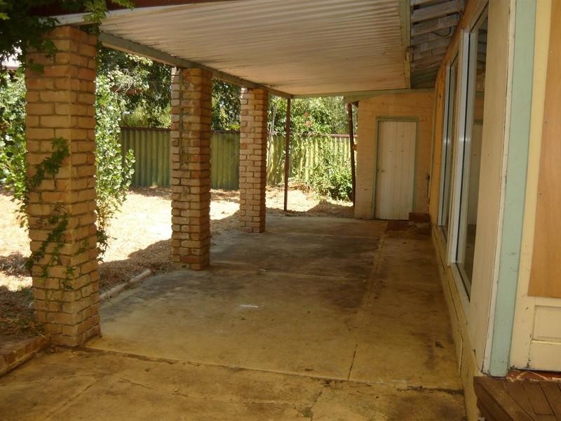 1 Stepney Road, Armadale WA 6112