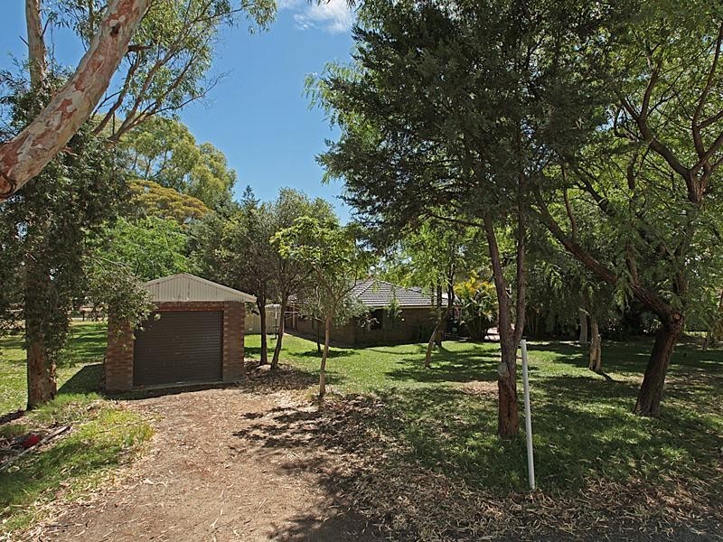 44 Tuart Road, Oakford WA 6121