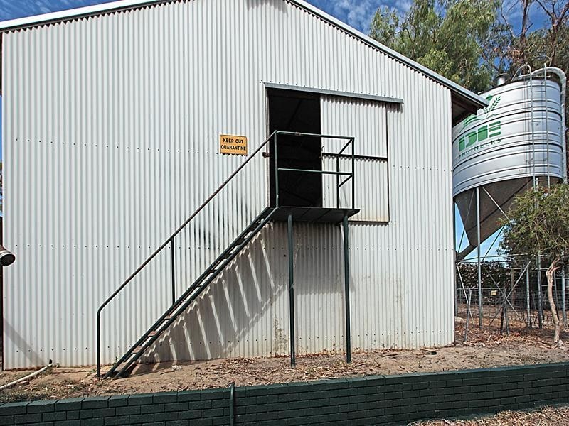 44 Tuart Road, Oakford WA 6121