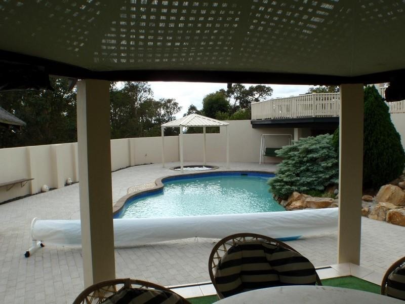 19 Serena Grove, Mount Nasura WA 6112