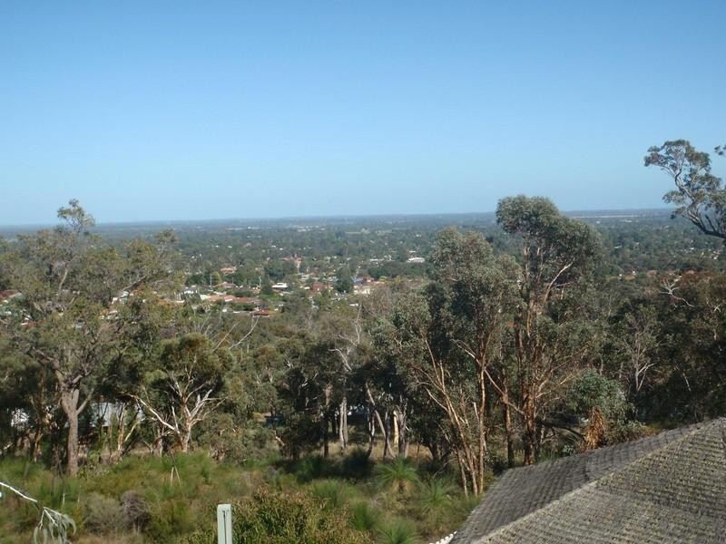 19 Serena Grove, Mount Nasura WA 6112