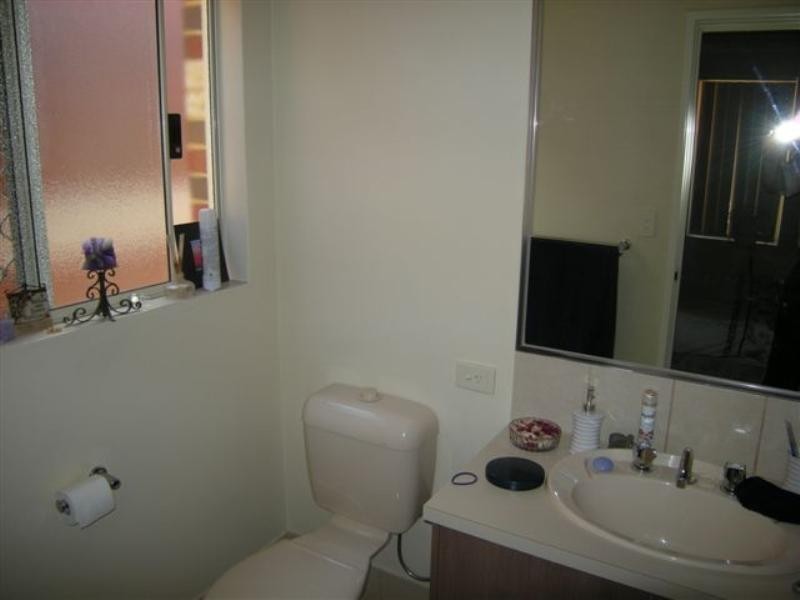 8/17 Bert Street, Gosnells WA 6110