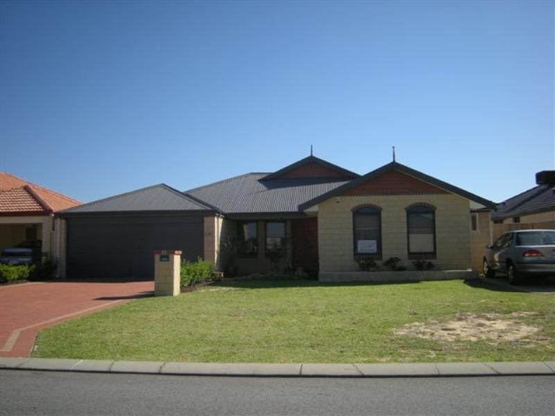 230 Shreeve Road, Canning Vale WA 6155