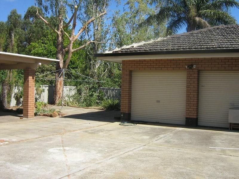 56 Little John Road, Armadale WA 6112
