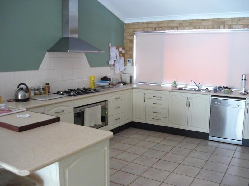 1 Wedgetail Court, Brookdale WA 6112