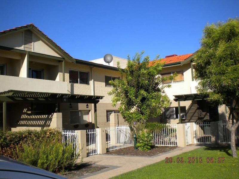 1/30 Jennings Way, Lockridge WA 6054