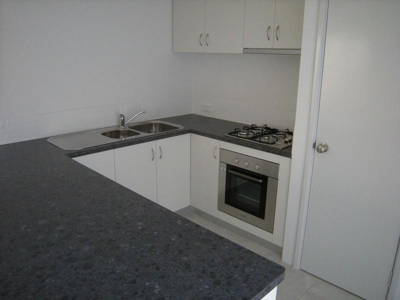 4/34 Friar Road, Armadale WA 6112