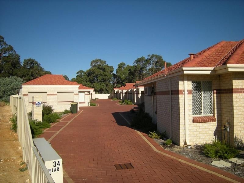 4/34 Friar Road, Armadale WA 6112