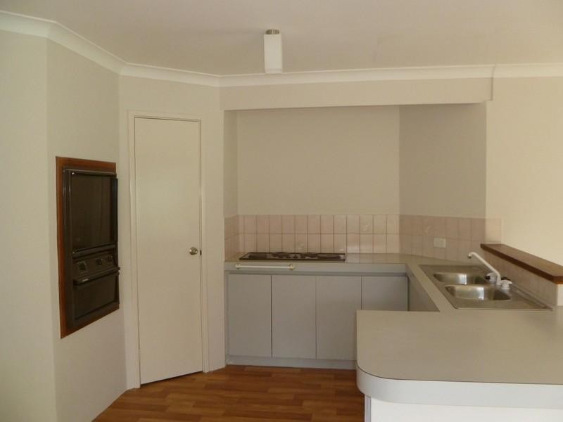 28 Silverhill Loop, Seville Grove WA 6112