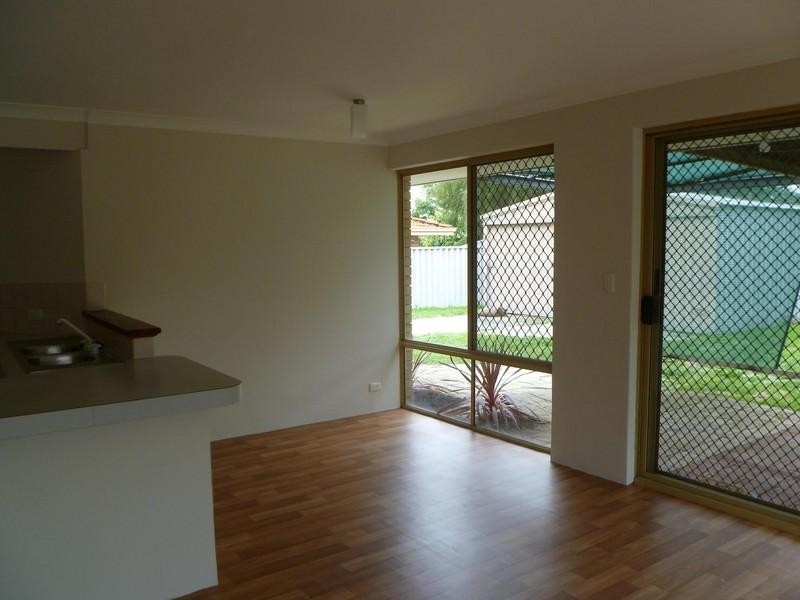 28 Silverhill Loop, Seville Grove WA 6112