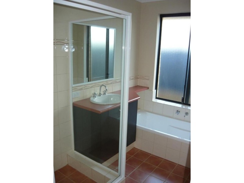 24 Blackberry Ramble, Byford WA 6122