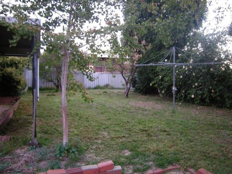 3 Sinclair Street, Armadale WA 6112