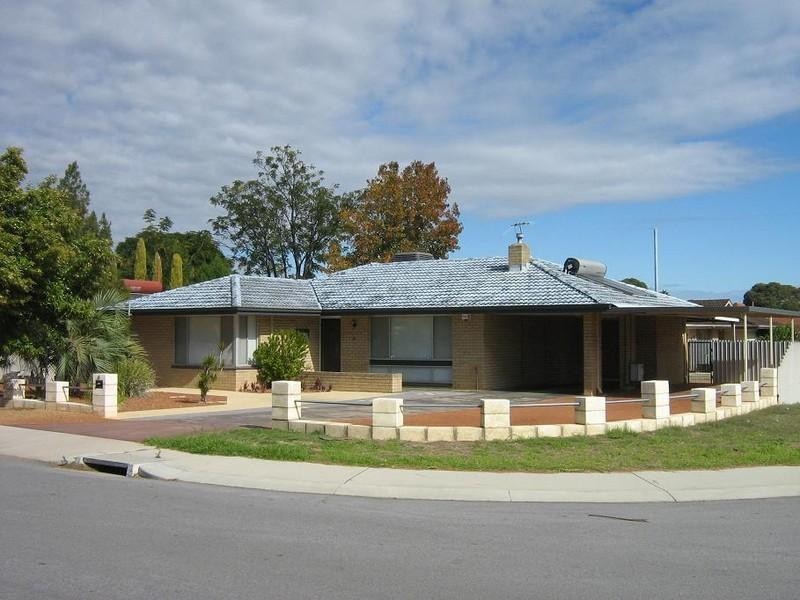 6 Tomah Road, Armadale WA 6112