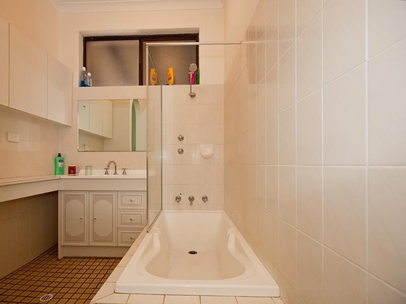 3 Aylesford Way, Thornlie WA 6108