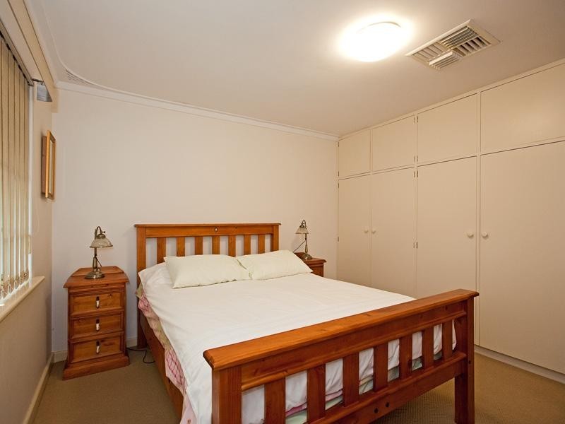 3 Aylesford Way, Thornlie WA 6108