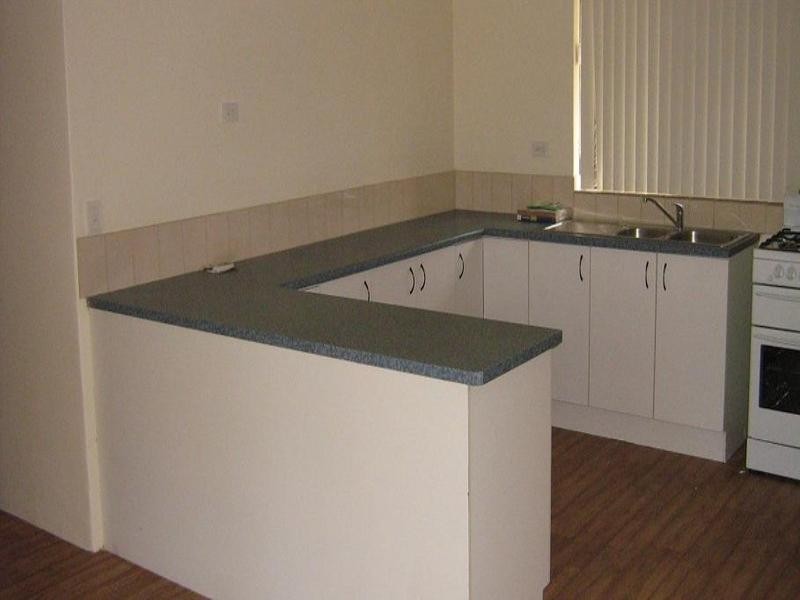 27 Chadwick Parade, Brookdale WA 6112