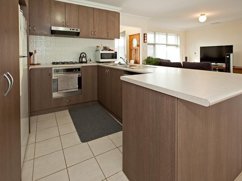 3, 37F Dulwich Street, Beckenham WA 6107