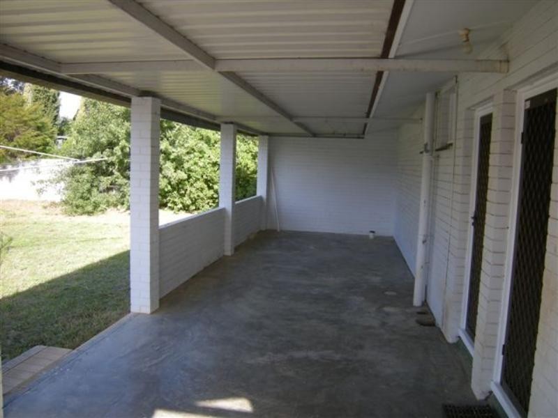 33 Winchester Road, Armadale WA 6112