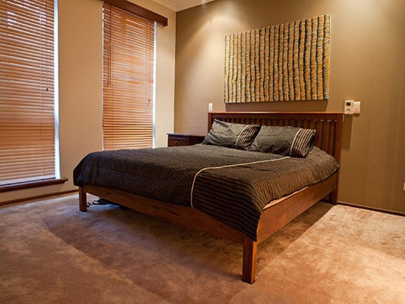 61 Harrison Road, Mount Richon WA 6112