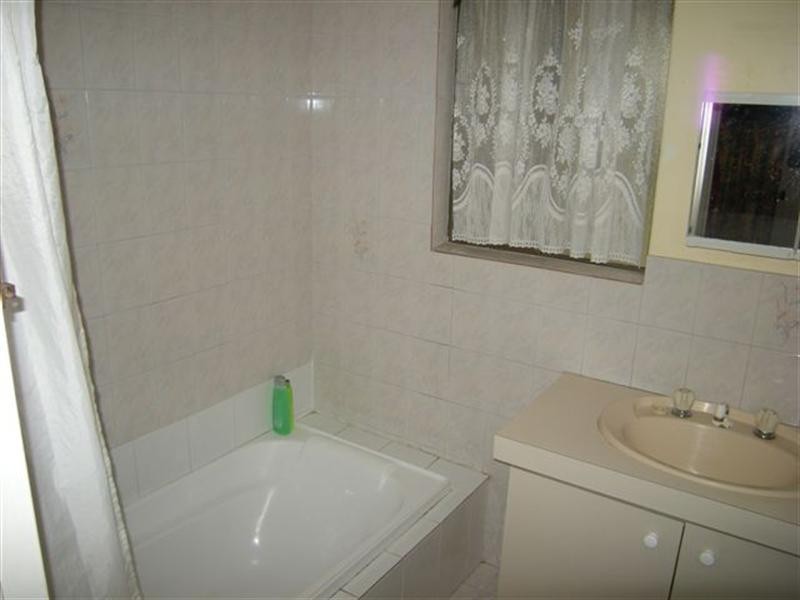 9 Gwalia Place, Gosnells WA 6110