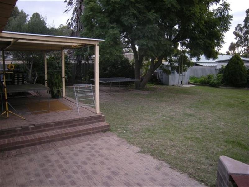 9 Gwalia Place, Gosnells WA 6110