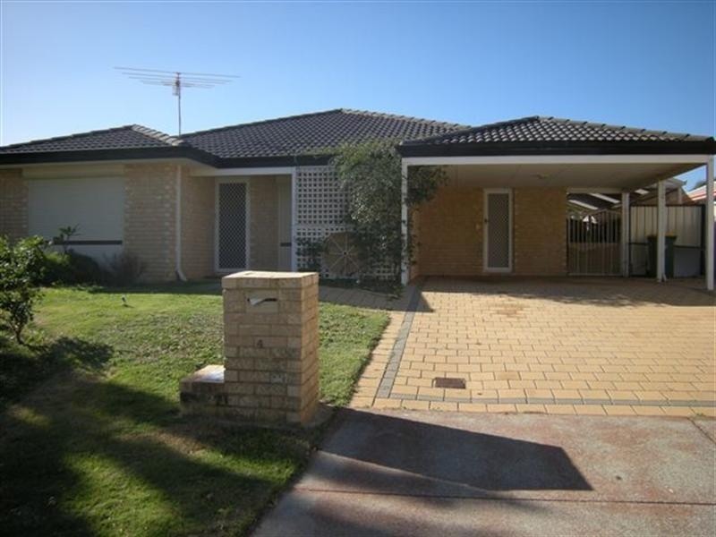 4 Higgs Court, Brookdale WA 6112