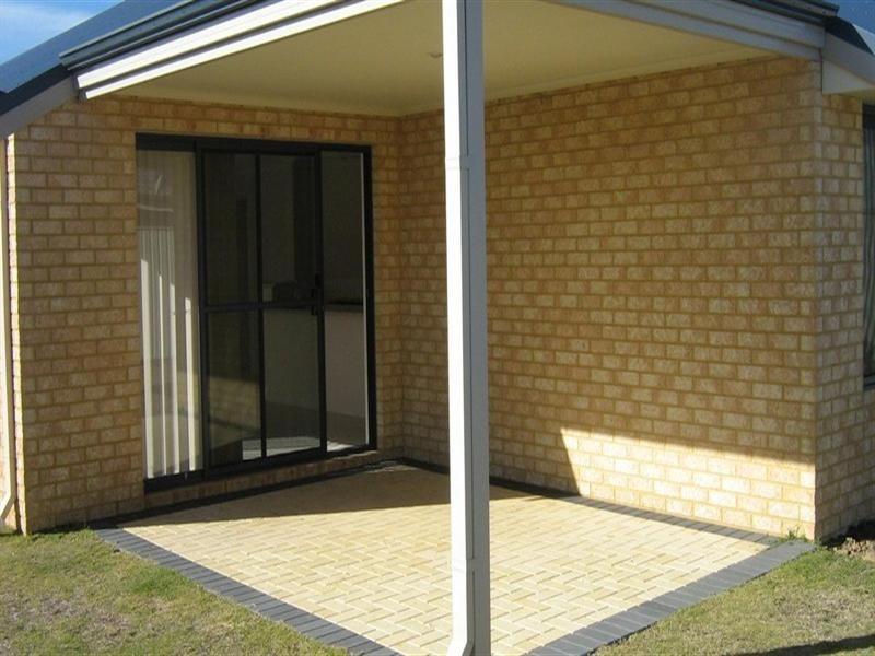 16 Voltaire Way, Secret Harbour WA 6173