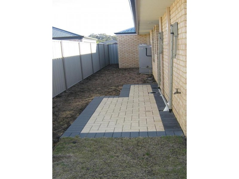 16 Voltaire Way, Secret Harbour WA 6173