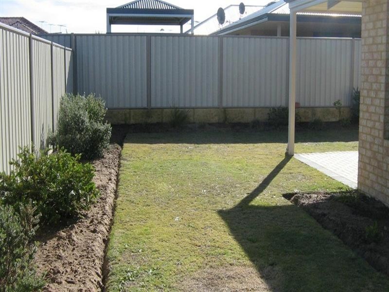 16 Voltaire Way, Secret Harbour WA 6173