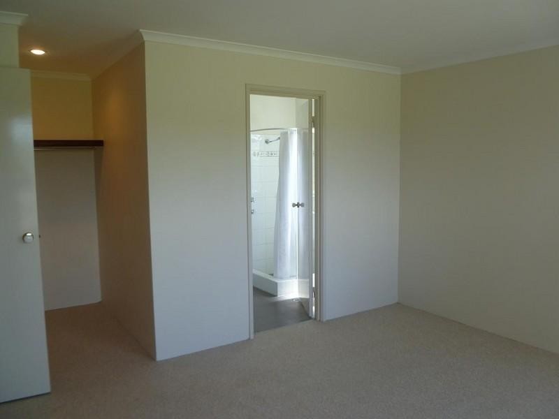 16 Voltaire Way, Secret Harbour WA 6173