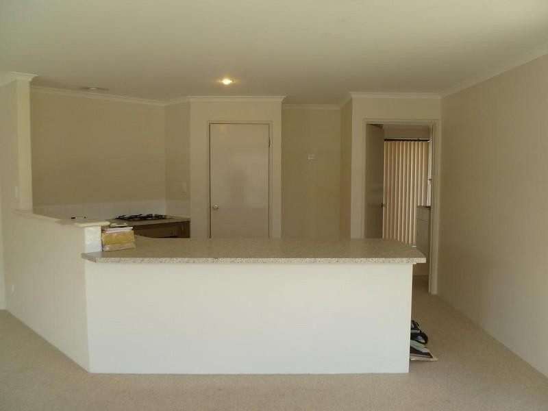 16 Voltaire Way, Secret Harbour WA 6173