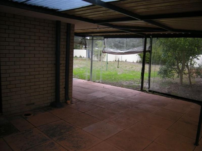 9 Patfield Place, Kelmscott WA 6111