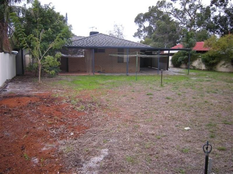 9 Patfield Place, Kelmscott WA 6111